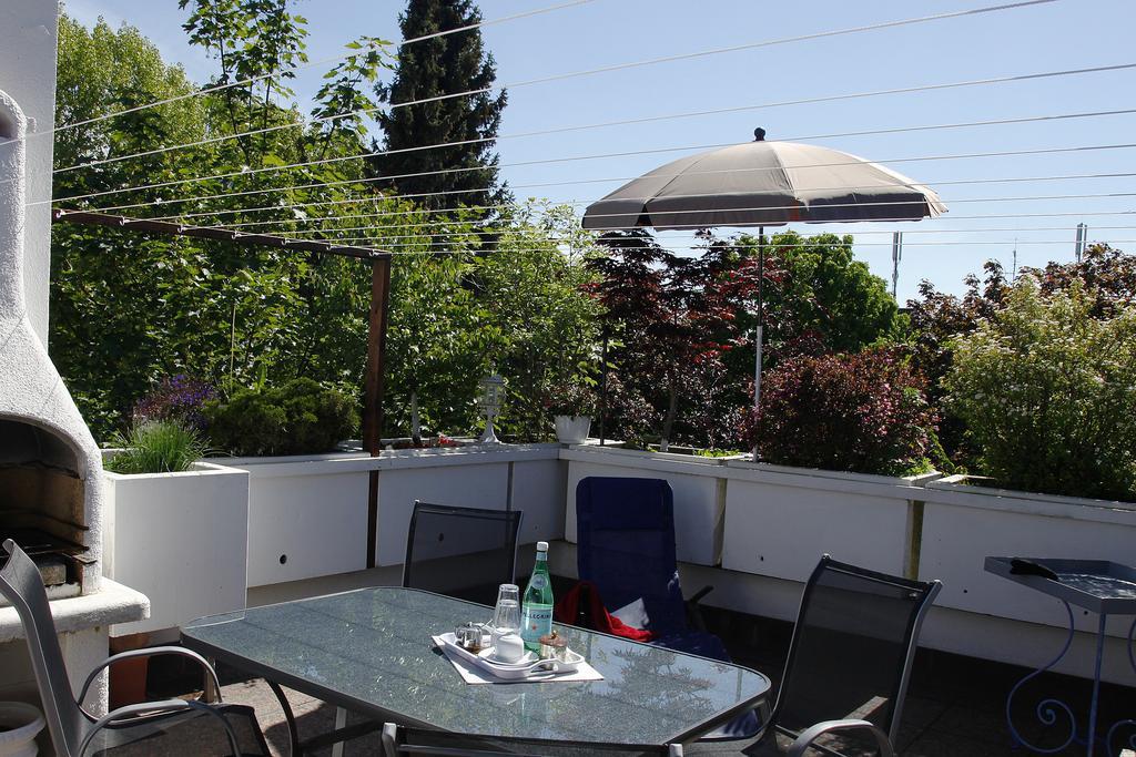 Garden House & East Park-Apartments Grossdorf  Esterno foto