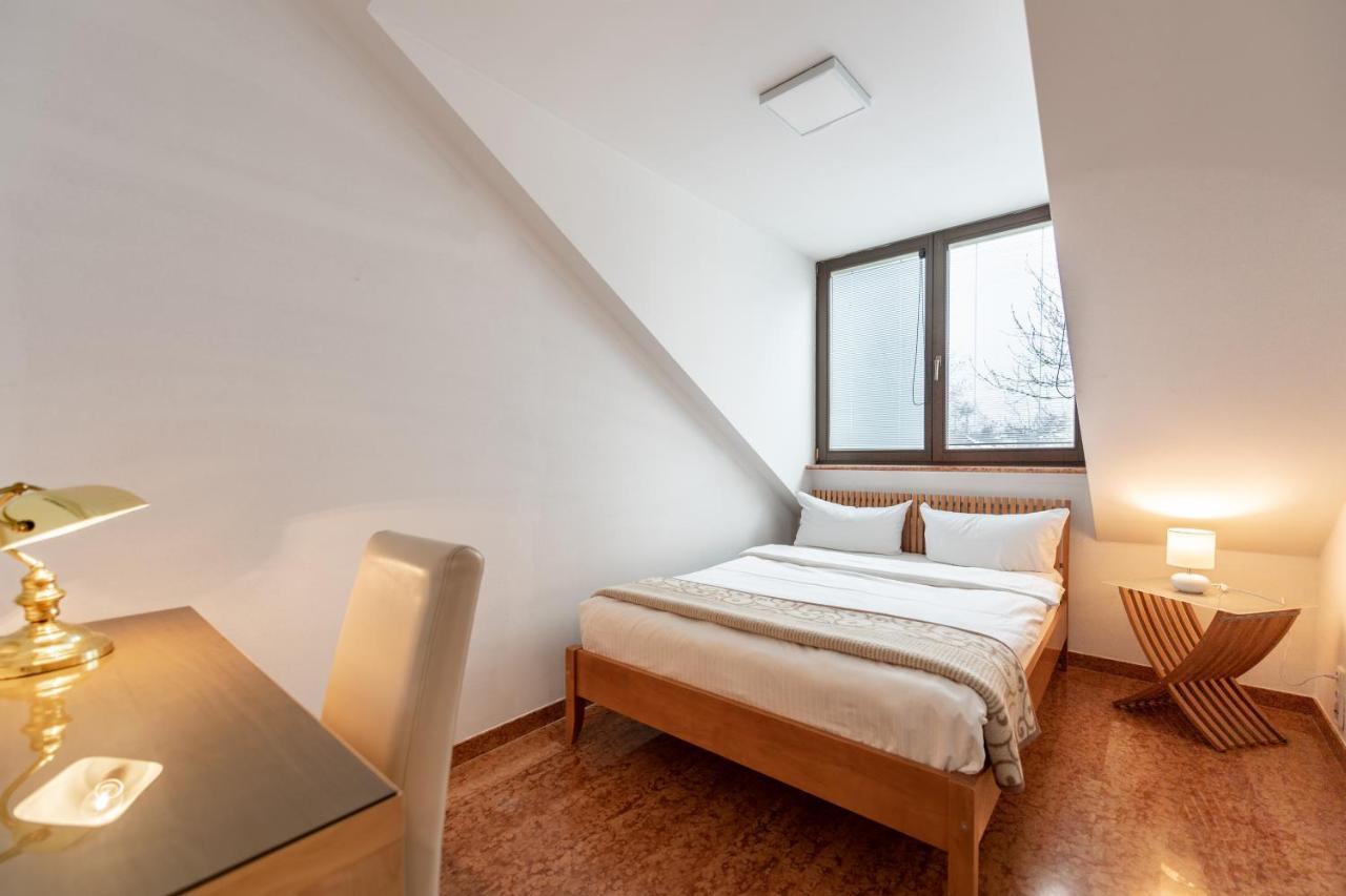 Garden House & East Park-Apartments Grossdorf  Esterno foto