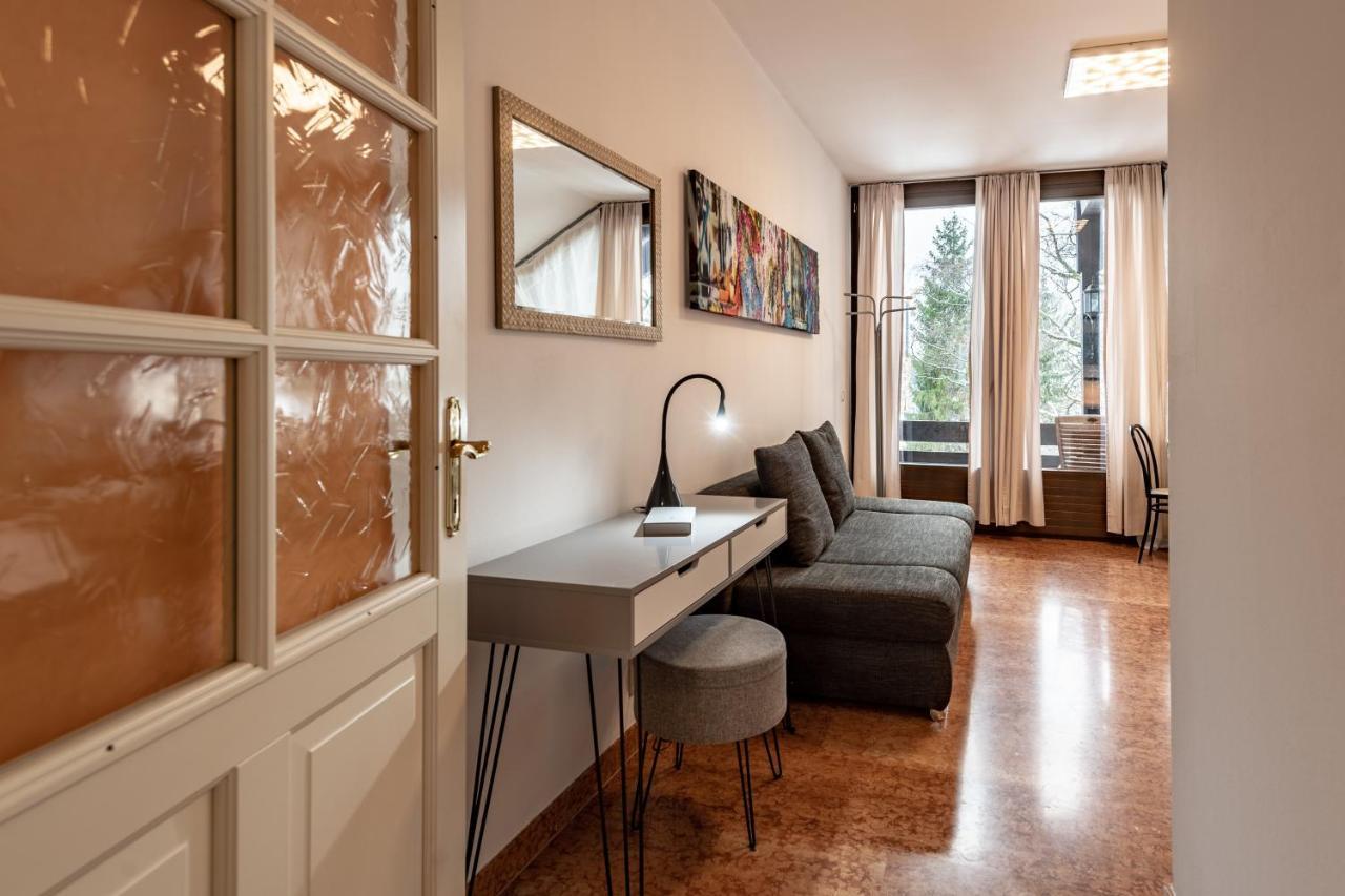 Garden House & East Park-Apartments Grossdorf  Esterno foto